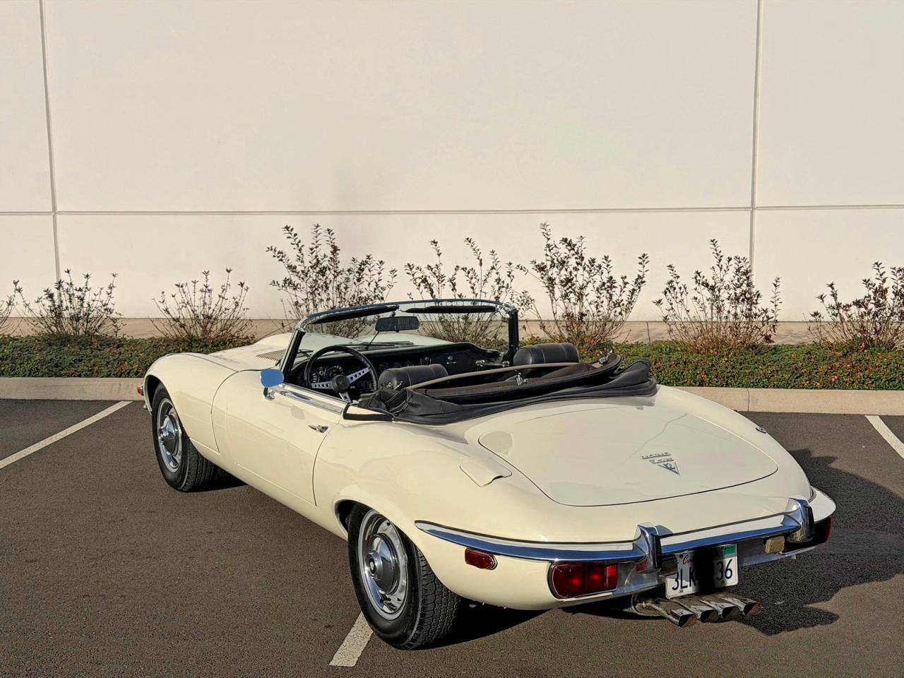 1971 Jaguar E - Type White vin: 1S71298BW