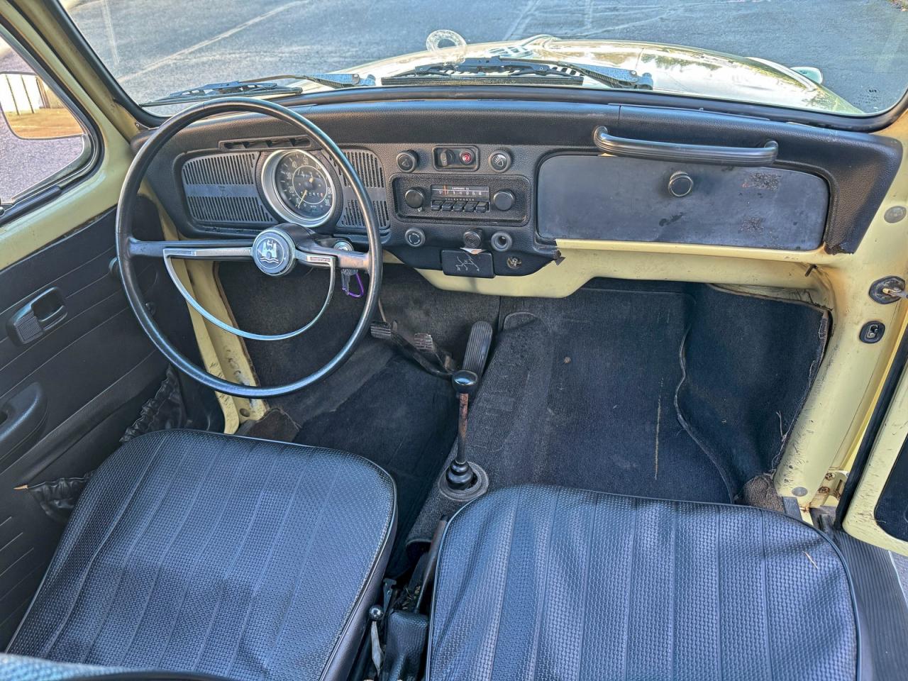 1971 Volkswagen Beetle Cream vin: 1113141332