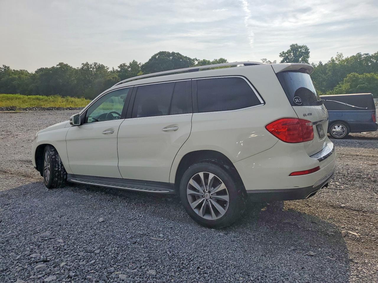 2013 Mercedes-benz Gl 450 4matic White vin: 4JGDF7CE3DA101612