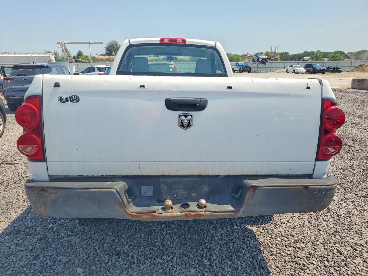 2007 Dodge Ram 1500 St White vin: 1D7HA16K17J583803