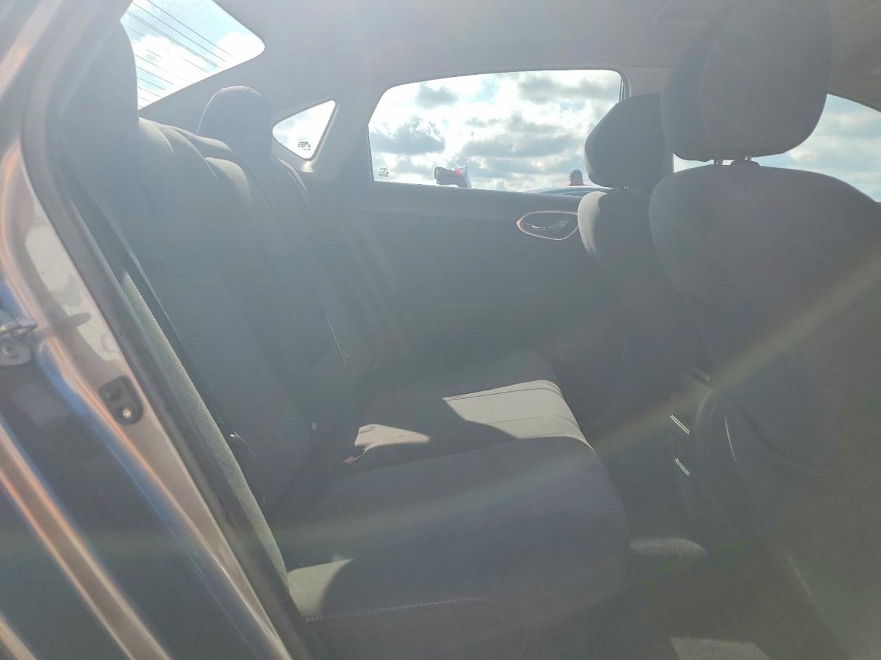 2015 Nissan Sentra Sv Gray vin: 3N1AB7AP9FY382498