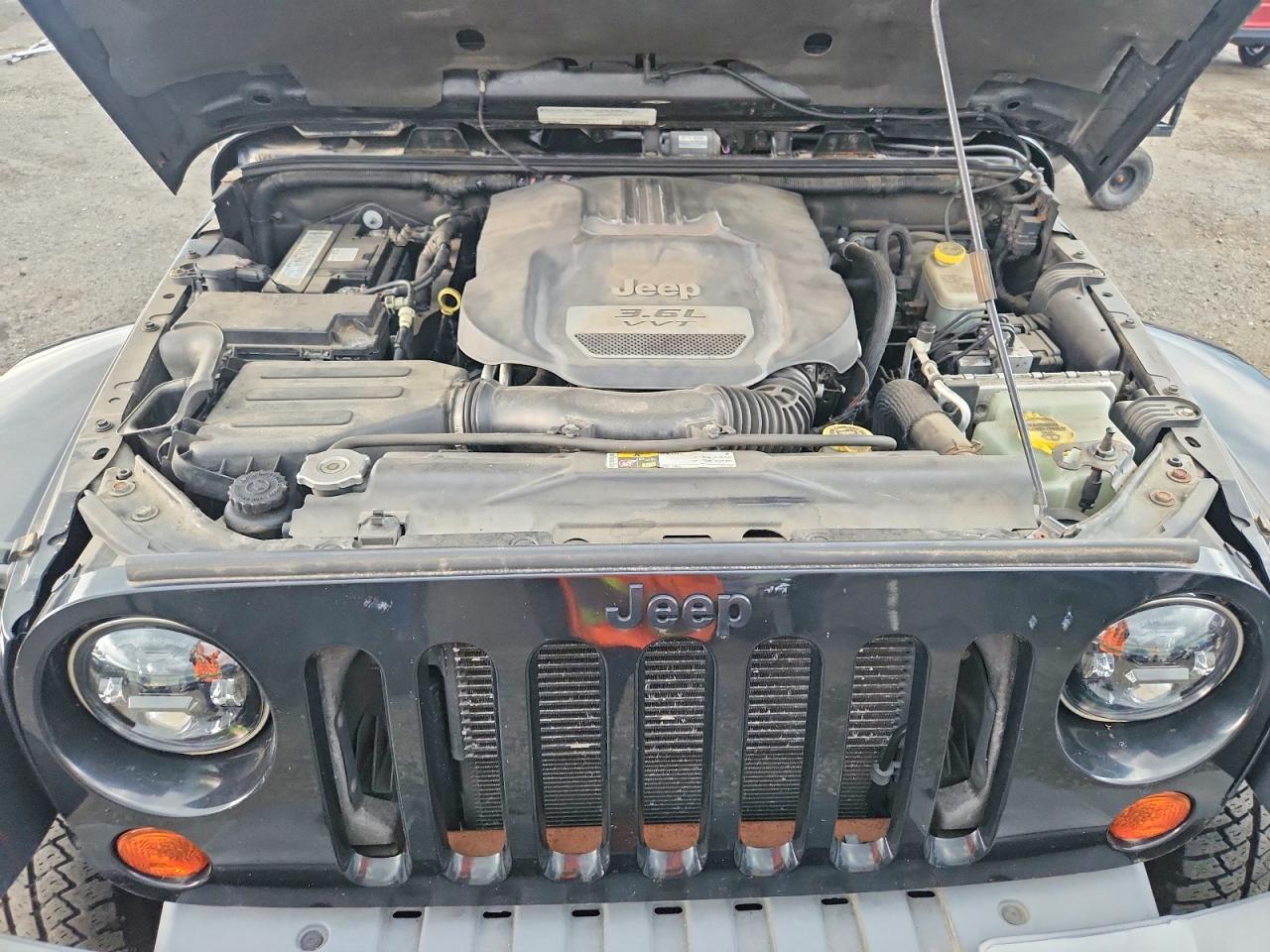 2012 Jeep Wrangler Unlimited Sahara Черный vin: 1C4BJWEG2CL254794