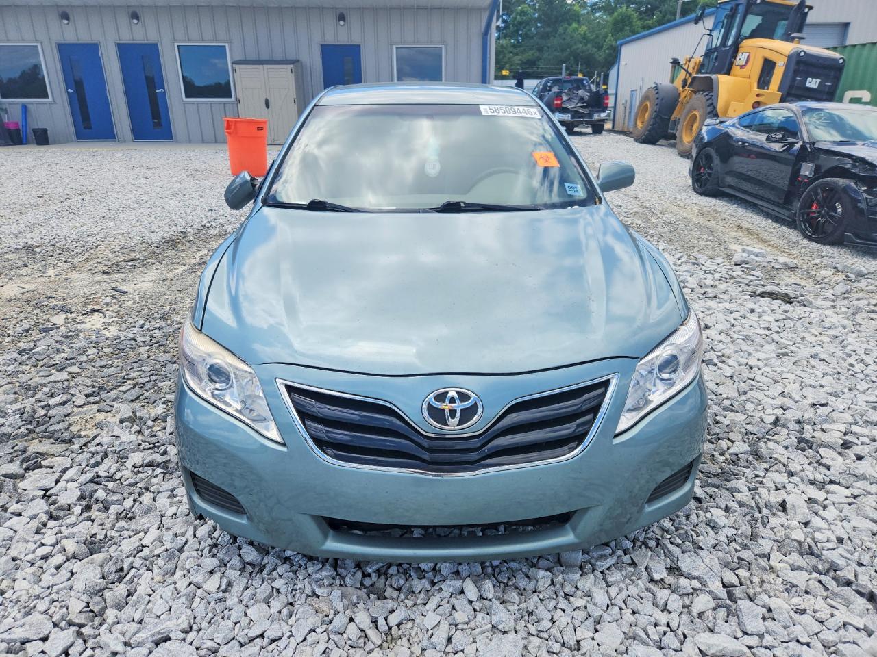 2011 Toyota Camry Le Blue vin: 4T4BF3EK1BR089125