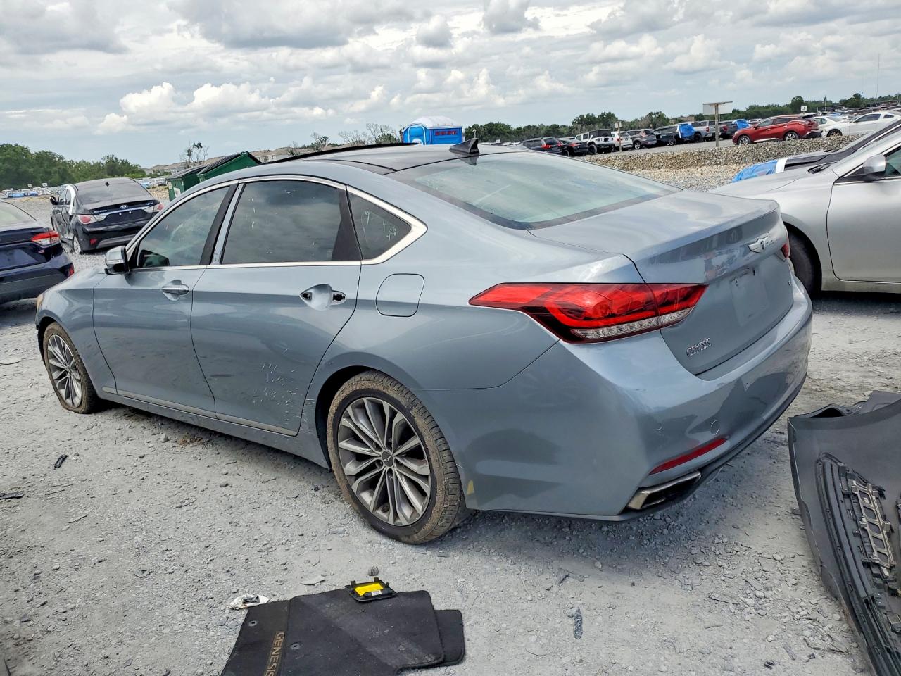 2015 Hyundai Genesis 3.8l Серый vin: KMHGN4JE7FU047671