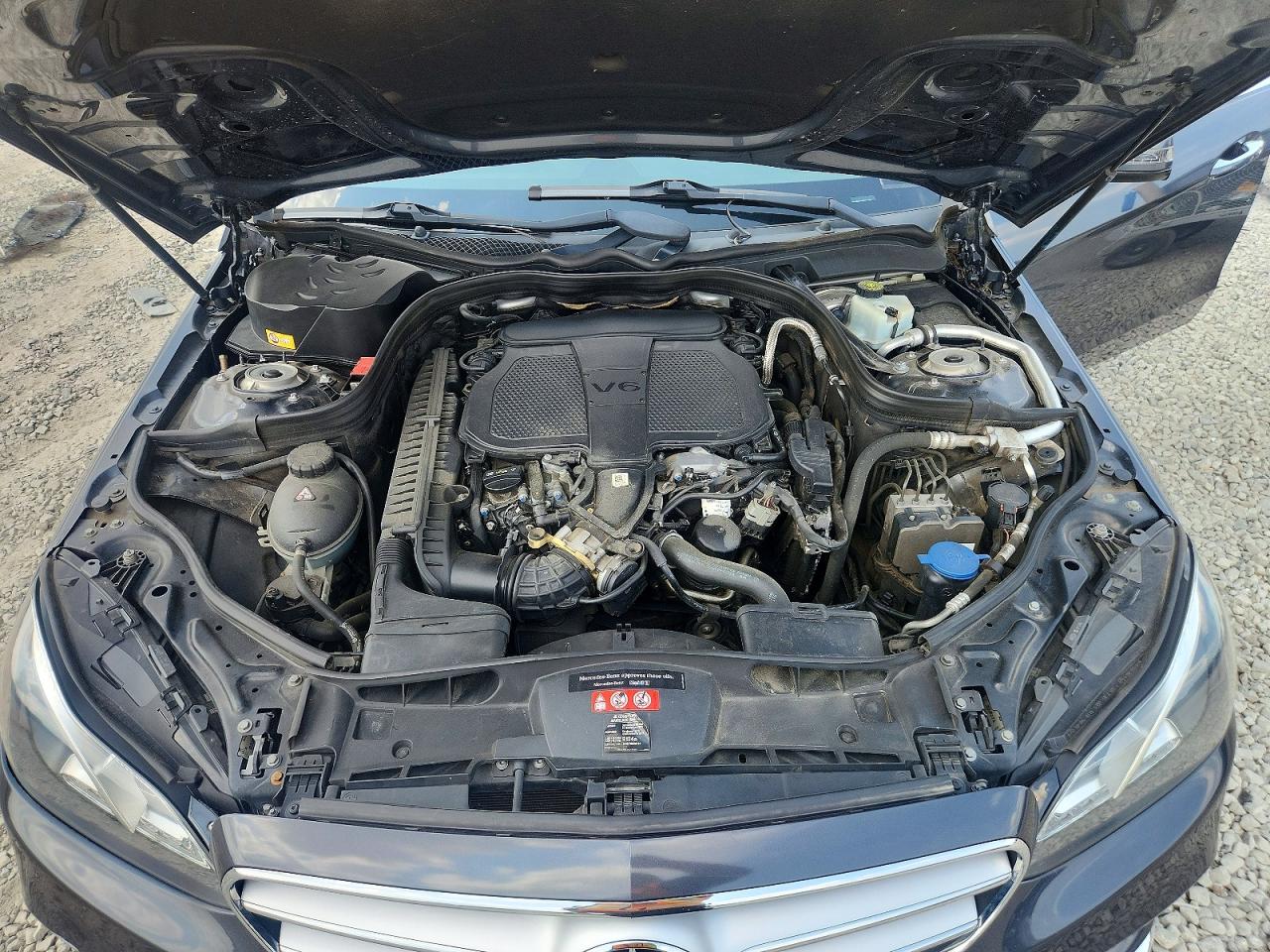 2014 Mercedes-benz E 350 Gray vin: WDDHF5KB6EA996828