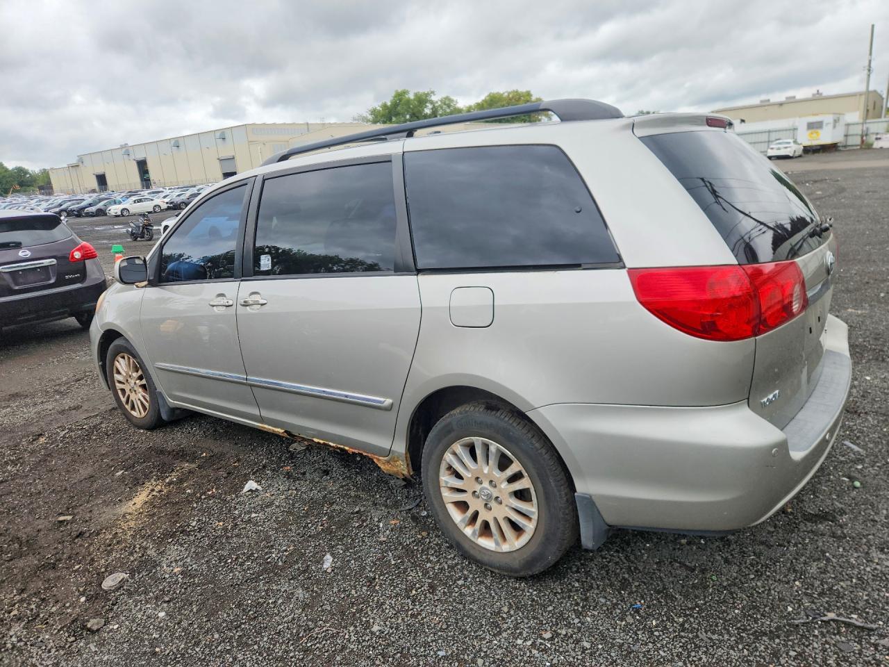 2009 Toyota Sienna Limited Beige vin: 5TDBK22C49S026293