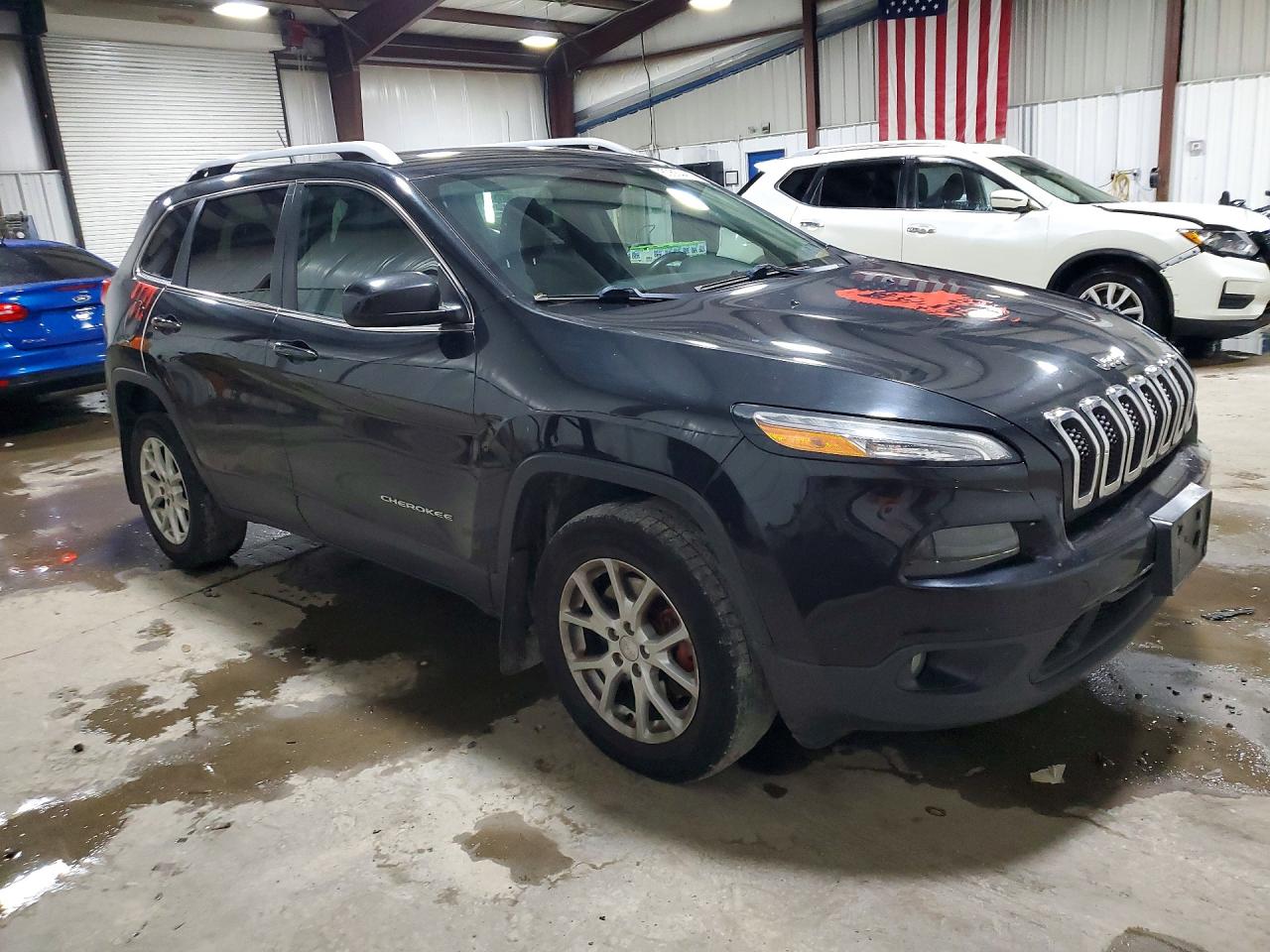 2014 Jeep Cherokee Latitude Черный vin: 1C4PJMCS3EW142704