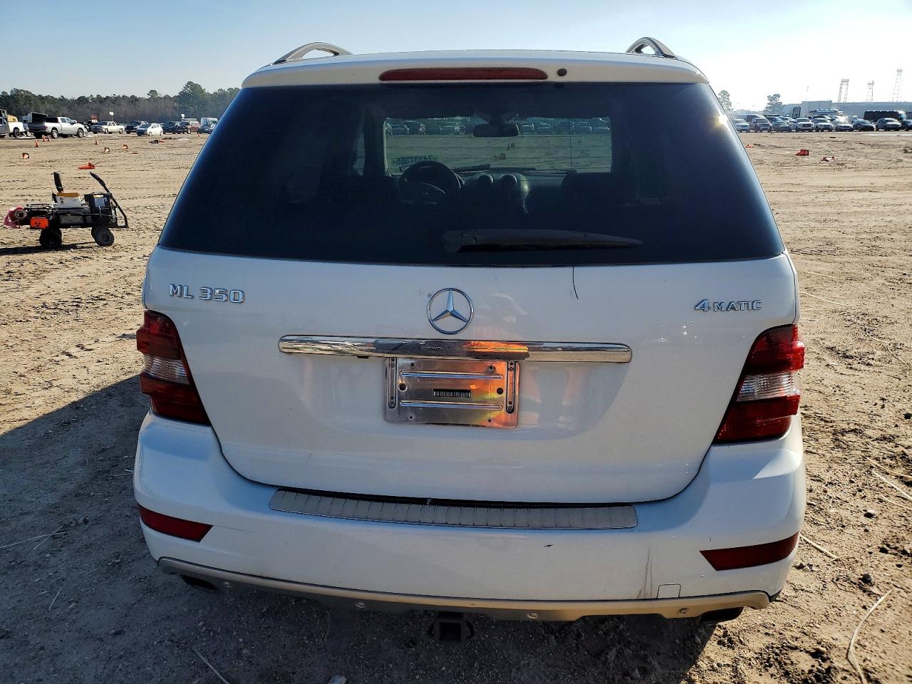 2010 Mercedes-benz Ml 350 4matic Белый vin: 4JGBB8GB0AA541100