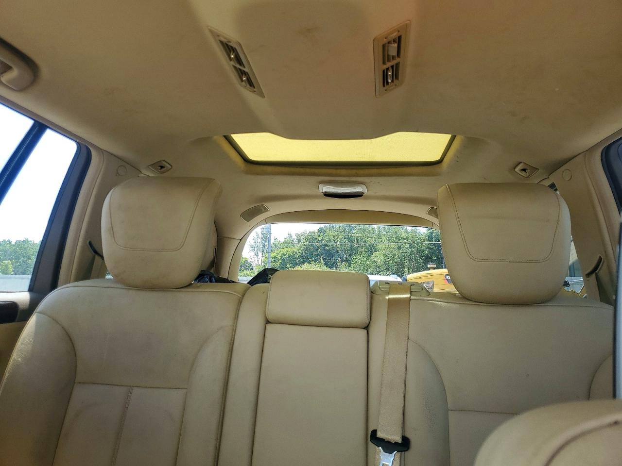 2012 Mercedes-benz Gl 450 4matic White vin: 4JGBF7BE3CA794656