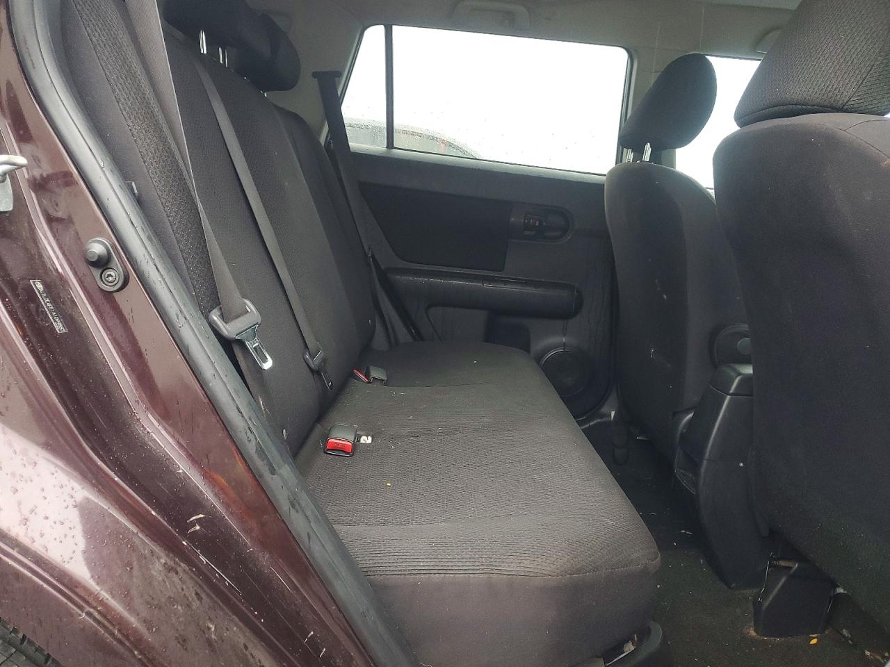 2010 Toyota Scion Xb Burgundy vin: JTLZE4FE1A1099883