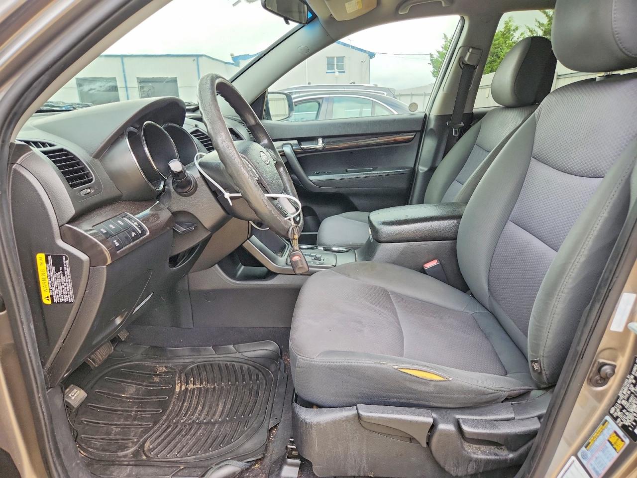 2013 Kia Sorento Lx Gray vin: 5XYKTDA25DG348772
