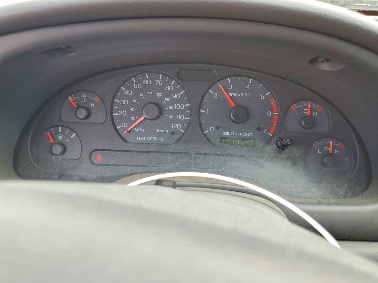 2004 Ford Mustang Оранжевый vin: 1FAFP44604F197482