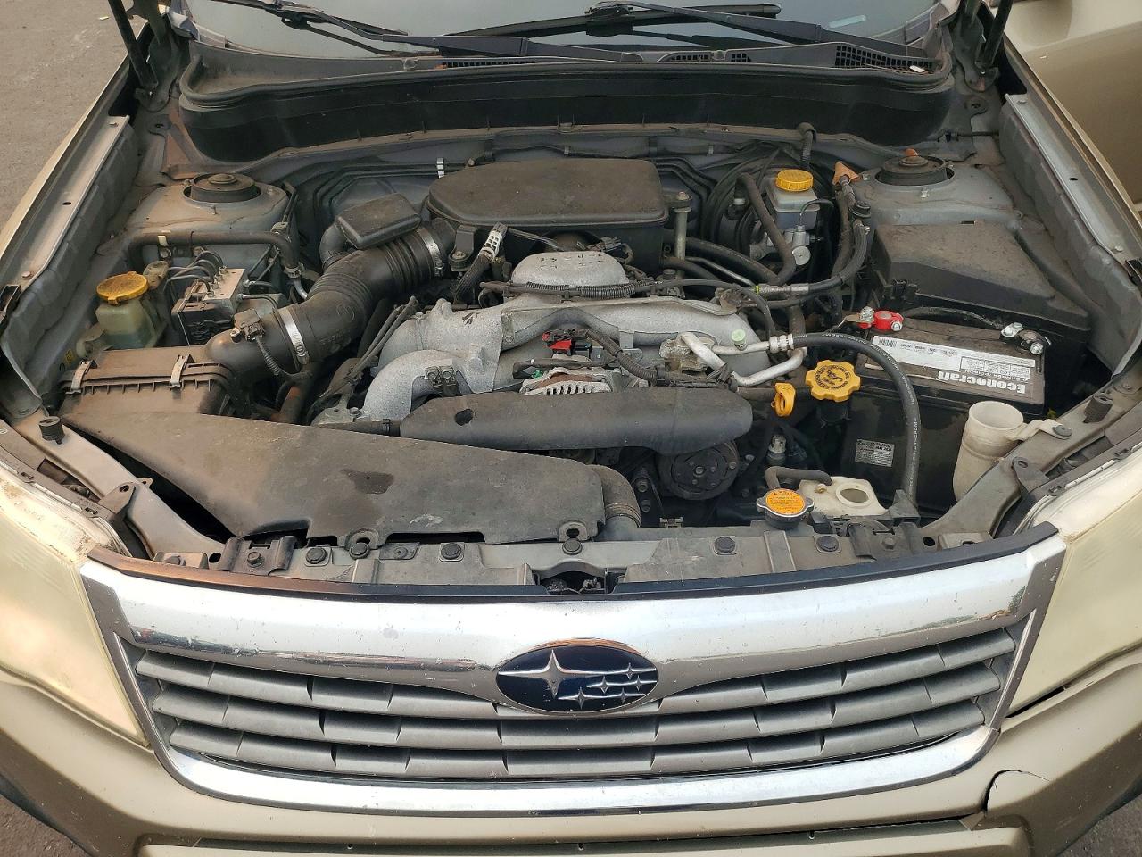 2009 Subaru Forester 2.5x Limited Золотой vin: JF2SH64619H763566