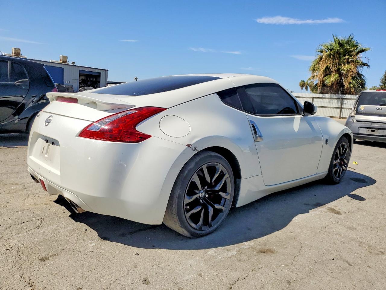 2013 Nissan 370z Base White vin: JN1AZ4EH6DM380382