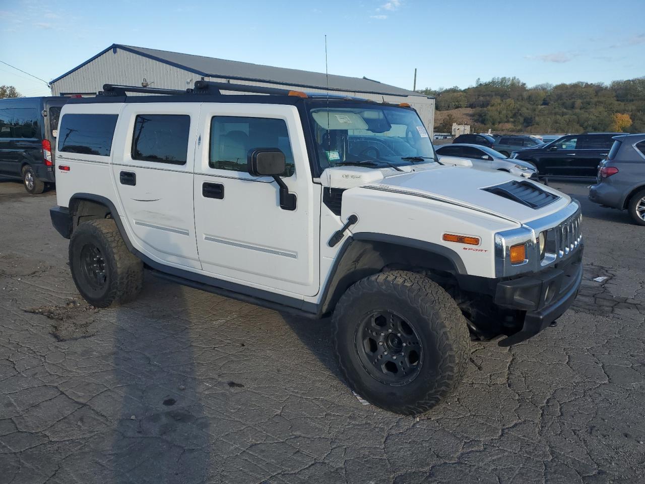 2004 Hummer H2 White vin: 5GRGN23U64H100670