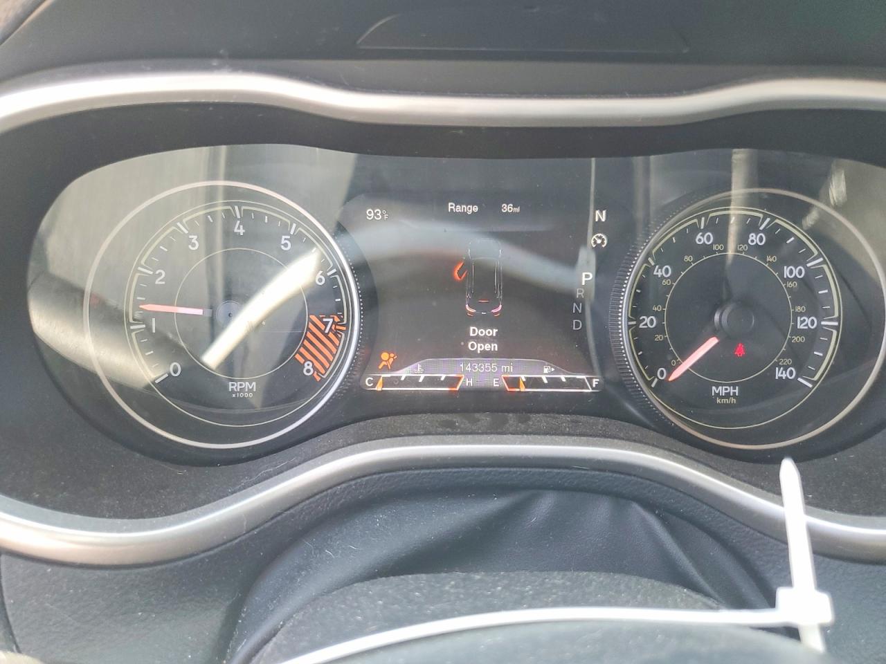2014 Jeep Cherokee Limited Silver vin: 1C4PJMDS0EW309048