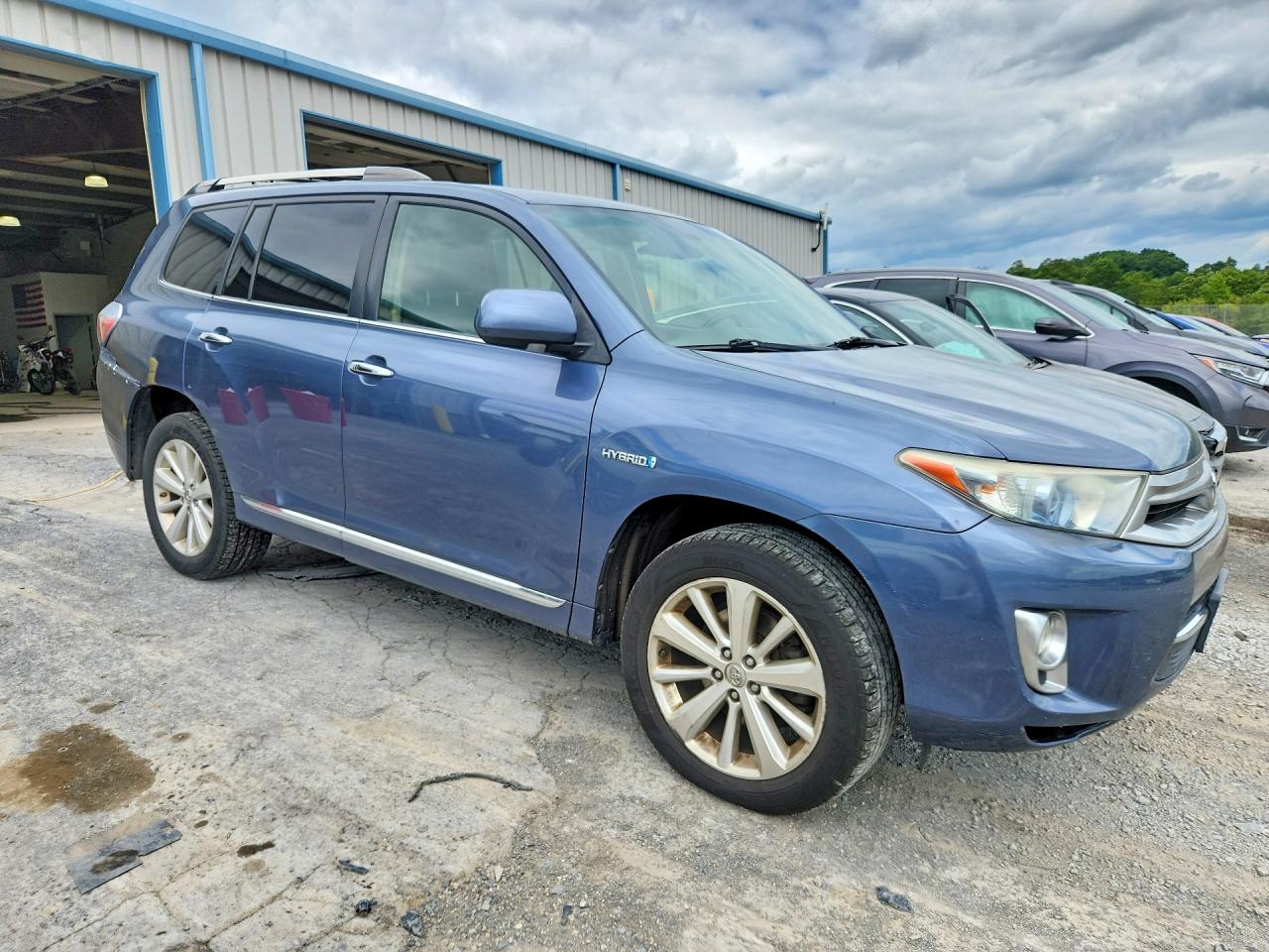 2013 Toyota Highlander Hybrid Limited Blue vin: JTEDC3EH9D2013182