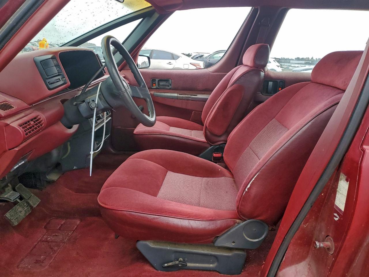 1990 Chevrolet Lumina Apv Бордовый vin: 1GNCU06D0LT141091
