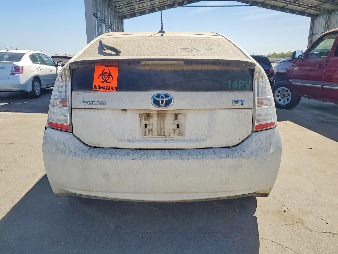 2010 Toyota Prius Iv White vin: JTDKN3DU9A5156034
