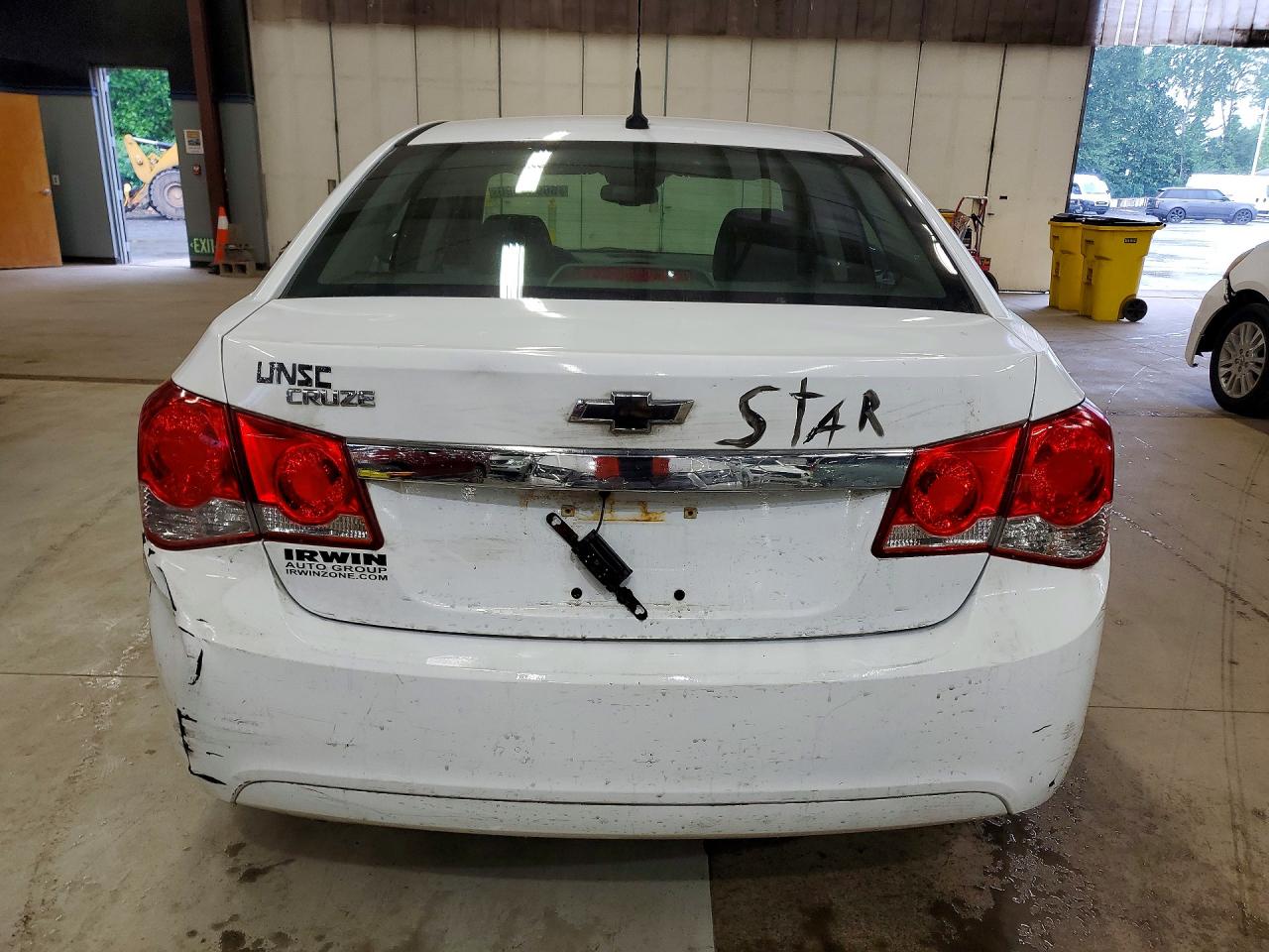 2012 Chevrolet Cruze Ls Белый vin: 1G1PC5SH8C7383163