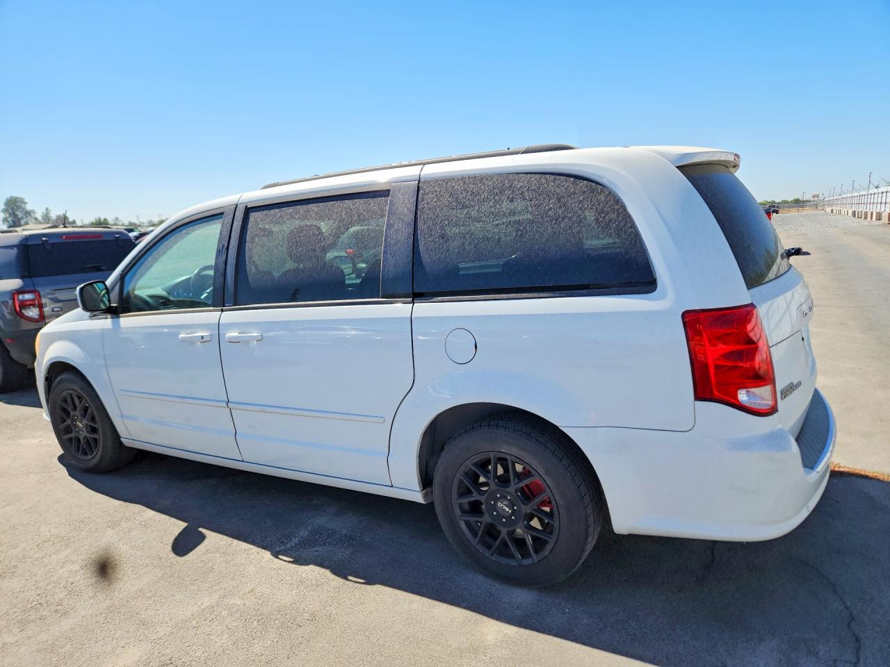 2014 Dodge Grand Caravan Sxt White vin: 2C4RDGCG5ER344885