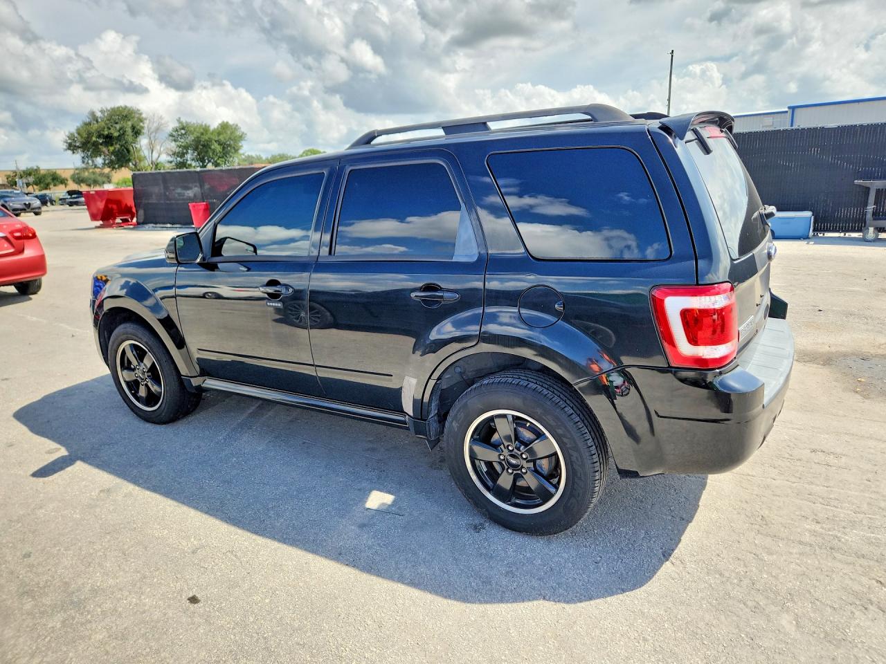 2010 Ford Escape Xlt Black vin: 1FMCU0D77AKA92511