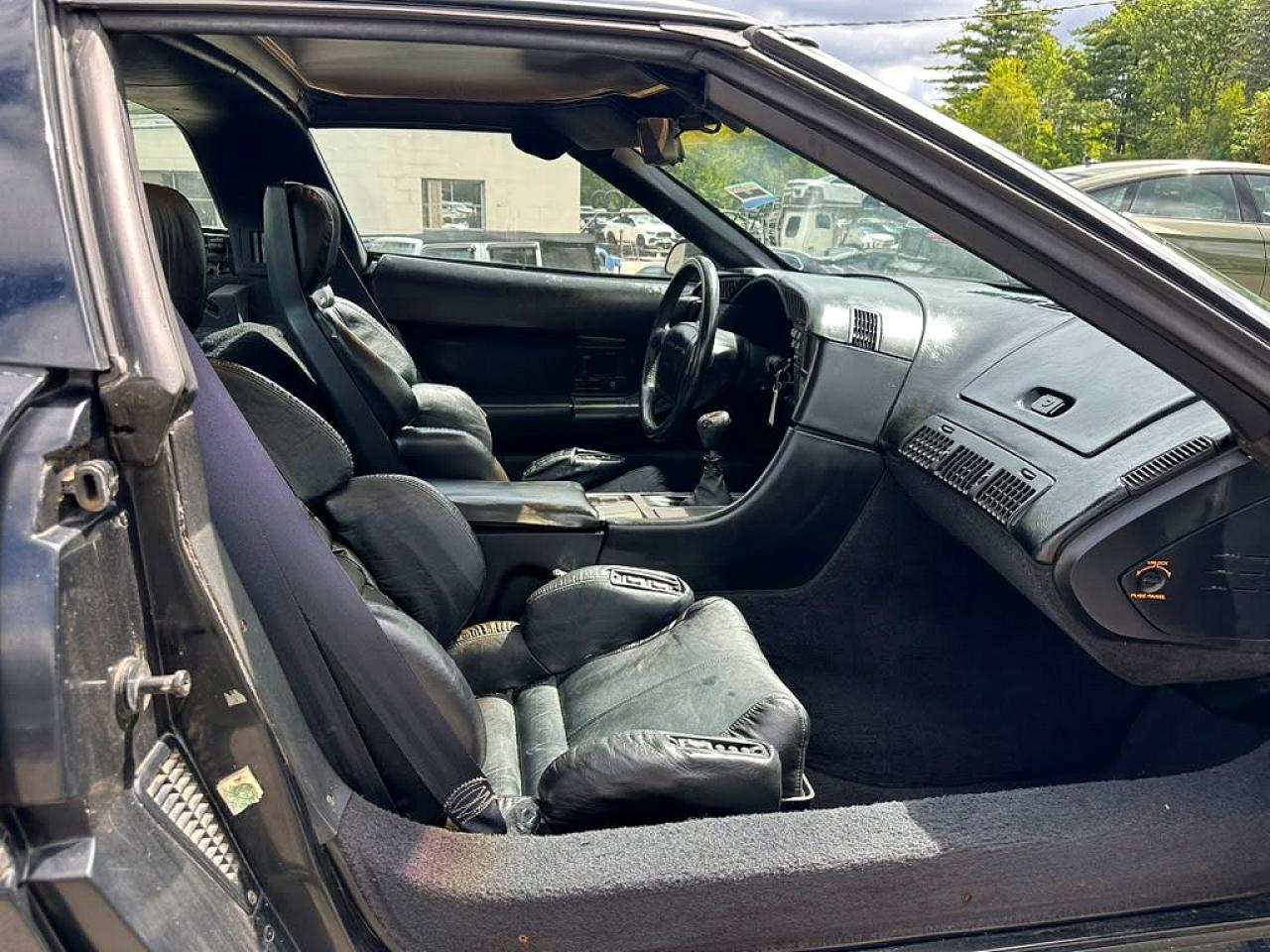 1990 Chevrolet Corvette Black vin: 1G1YY2381L5112976