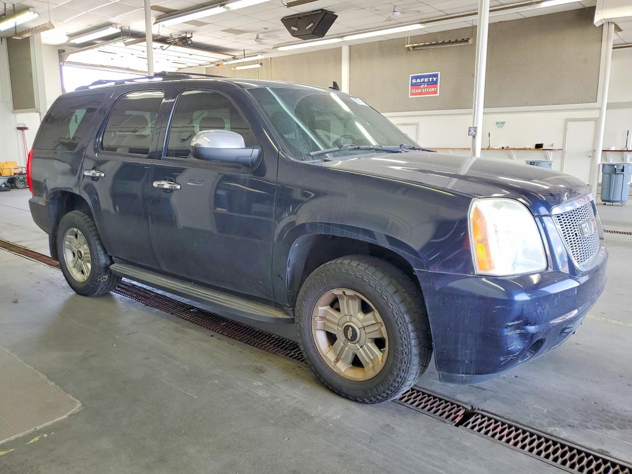 2009 Gmc Yukon Blue vin: 1GKFK13099R243468