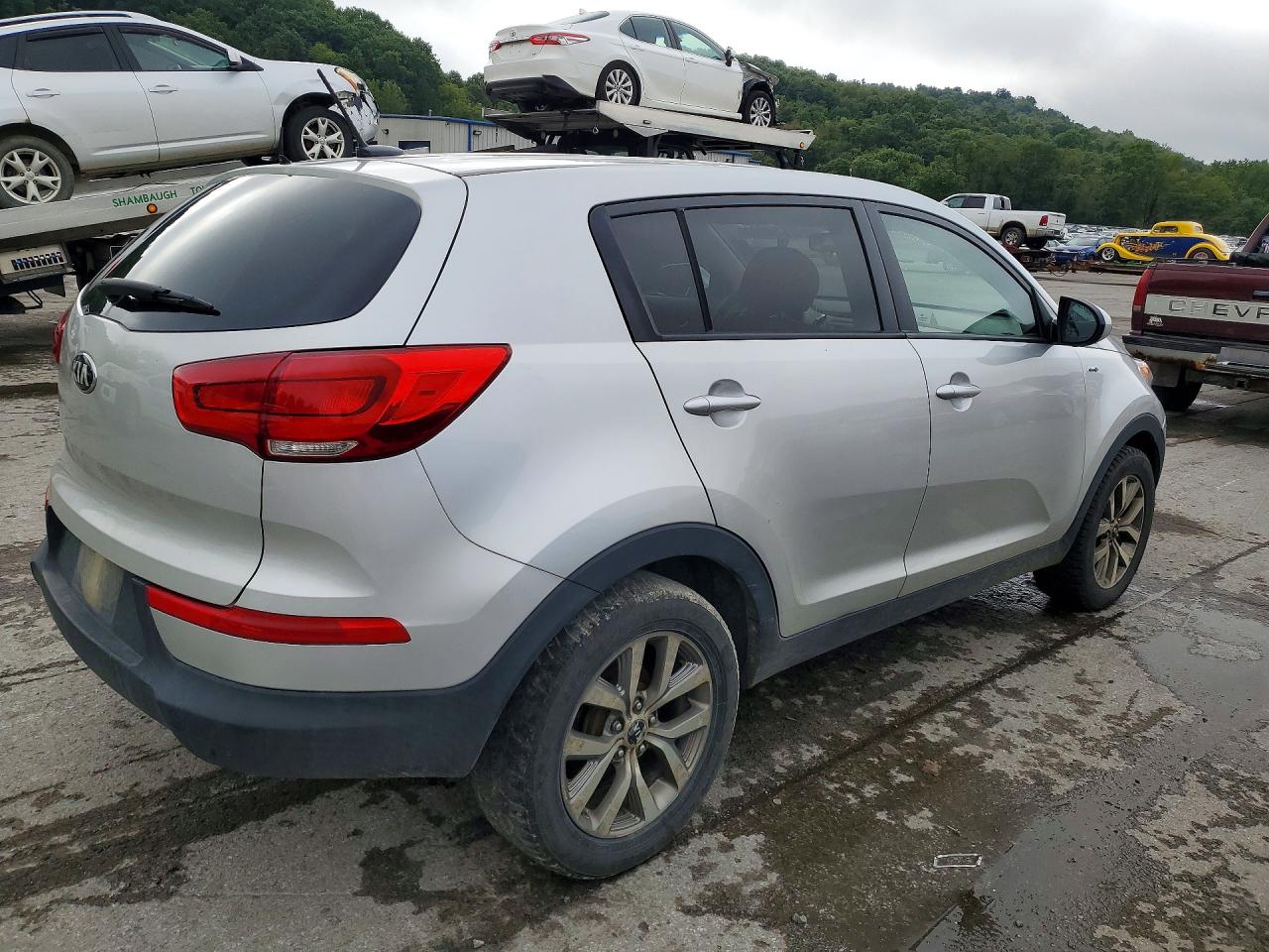 2015 Kia Sportage Lx Silver vin: KNDPBCAC9F7780356