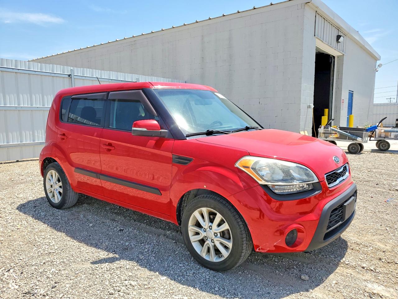 2012 Kia Soul + Red vin: KNDJT2A65C7449731