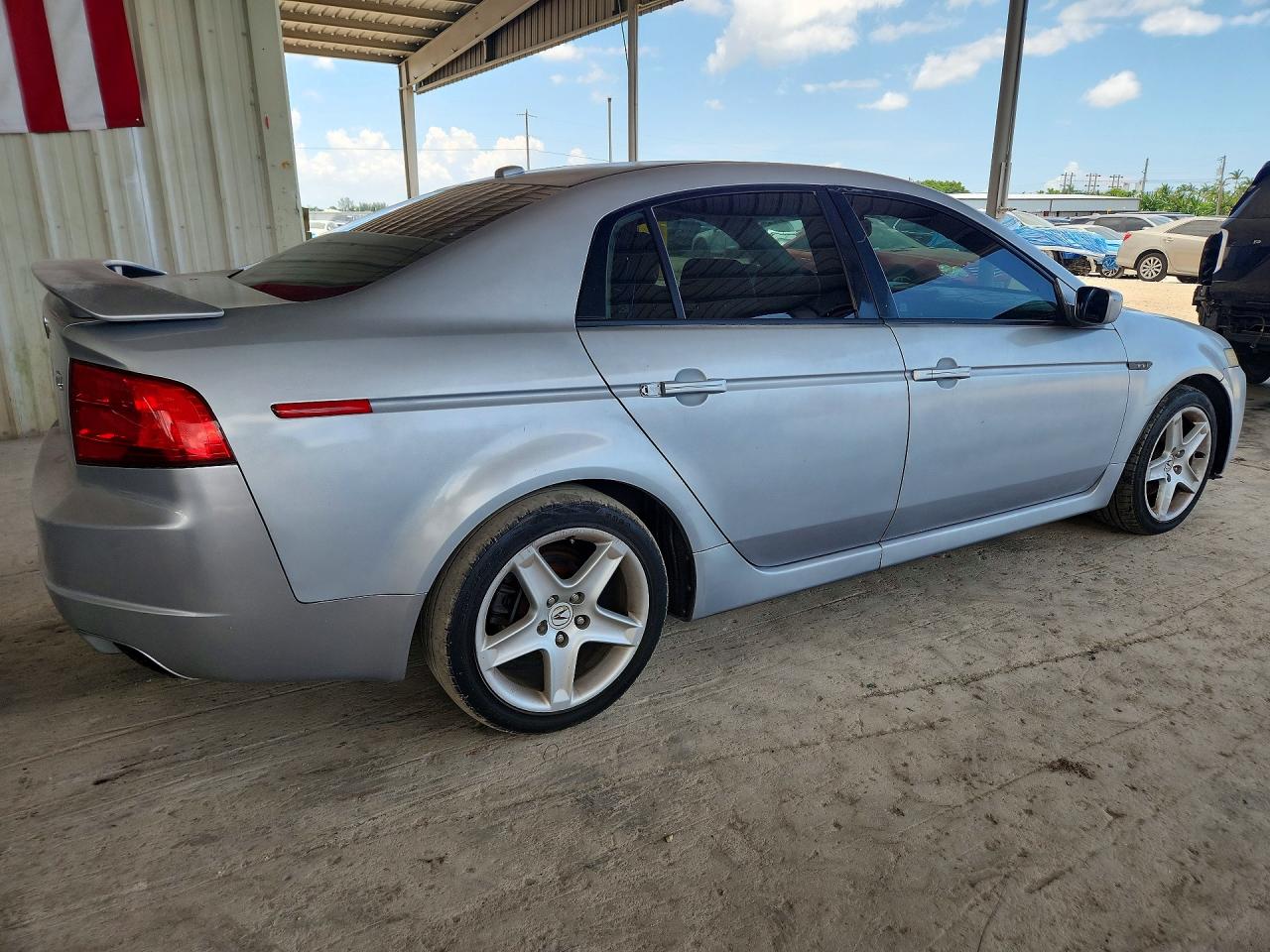 2005 Acura Tl Серебряный vin: 19UUA66285A002348