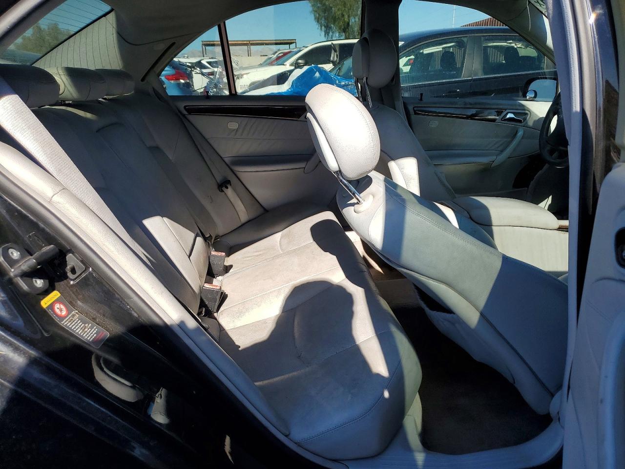 2002 Mercedes-benz C 240 Black vin: WDBRF61J42F135982