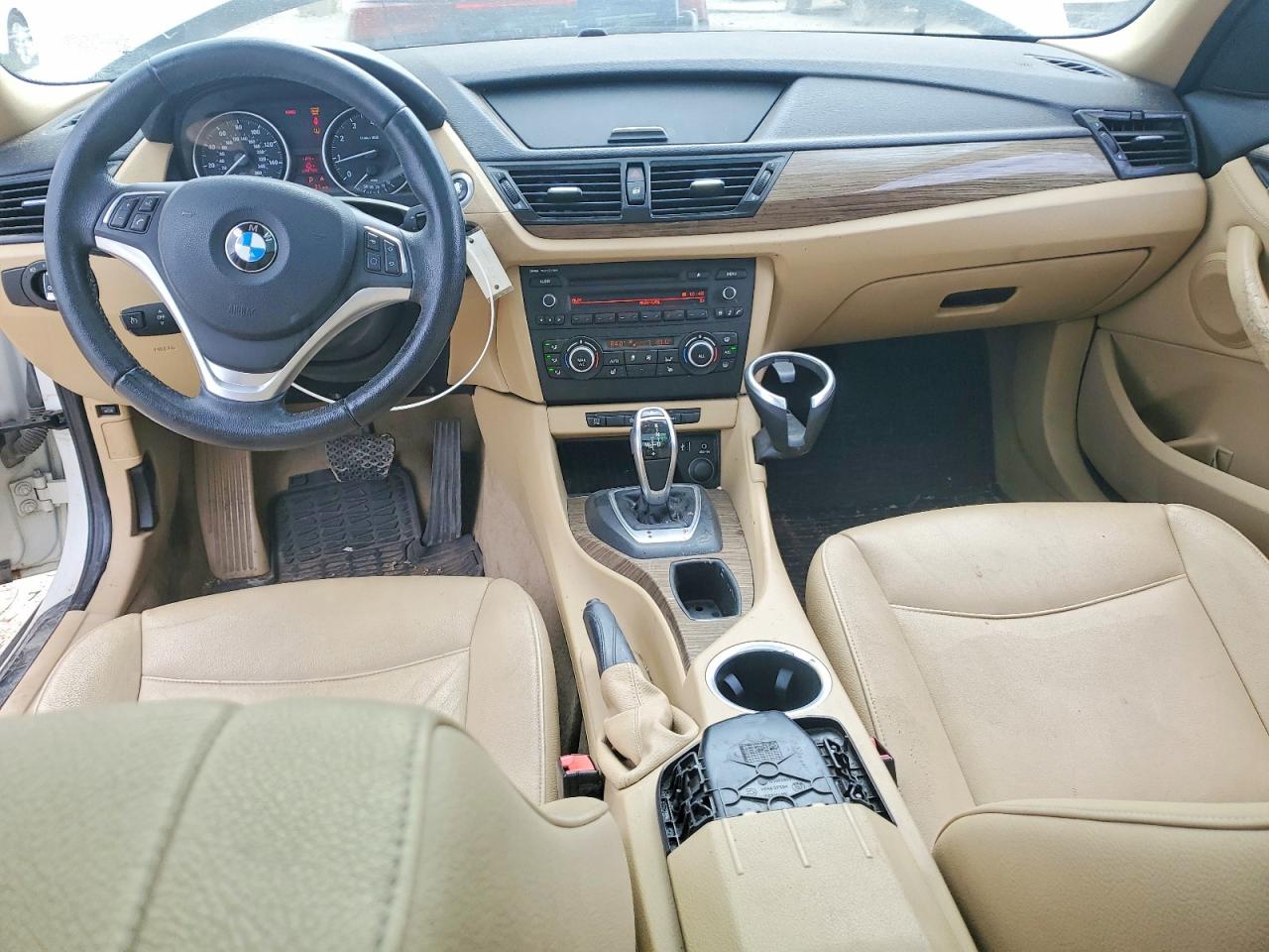 2014 Bmw X1 Xdrive28i Белый vin: WBAVL1C50EVY20659