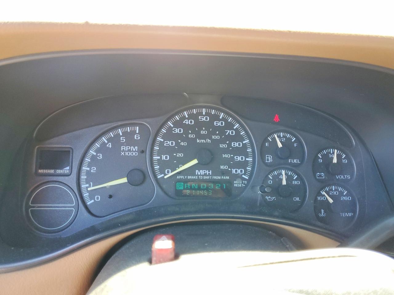 2000 Chevrolet Silverado C1500 Gold vin: 2GCEC19TXY1161584