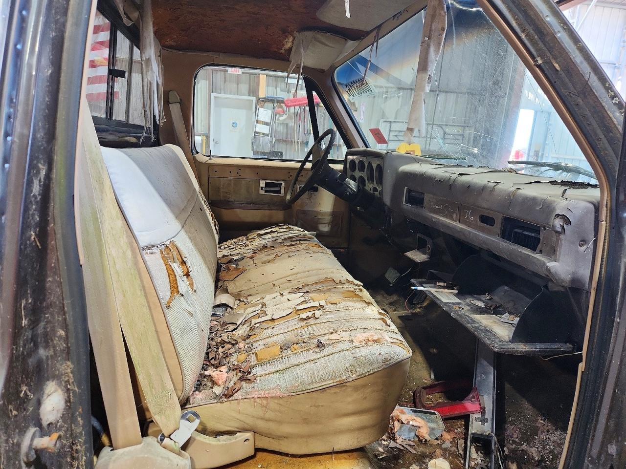 1985 Chevrolet C10 Brown vin: 1GCDC14H1FF345400