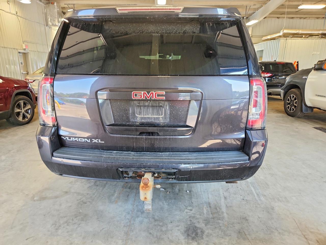 2015 Gmc Yukon Xl K1500 Slt Black vin: 1GKS2HKC8FR273804