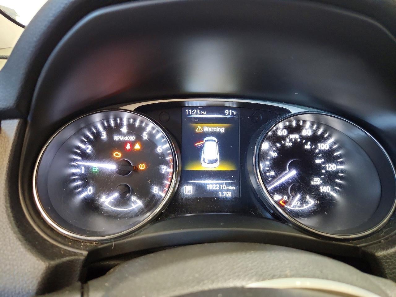2014 Nissan Rogue Sv Белый vin: 5N1AT2MV4EC751729