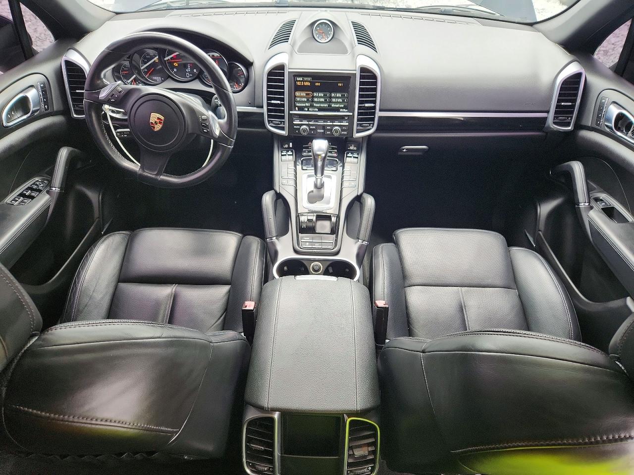 2013 Porsche Cayenne Black vin: WP1AF2A25DLA22397