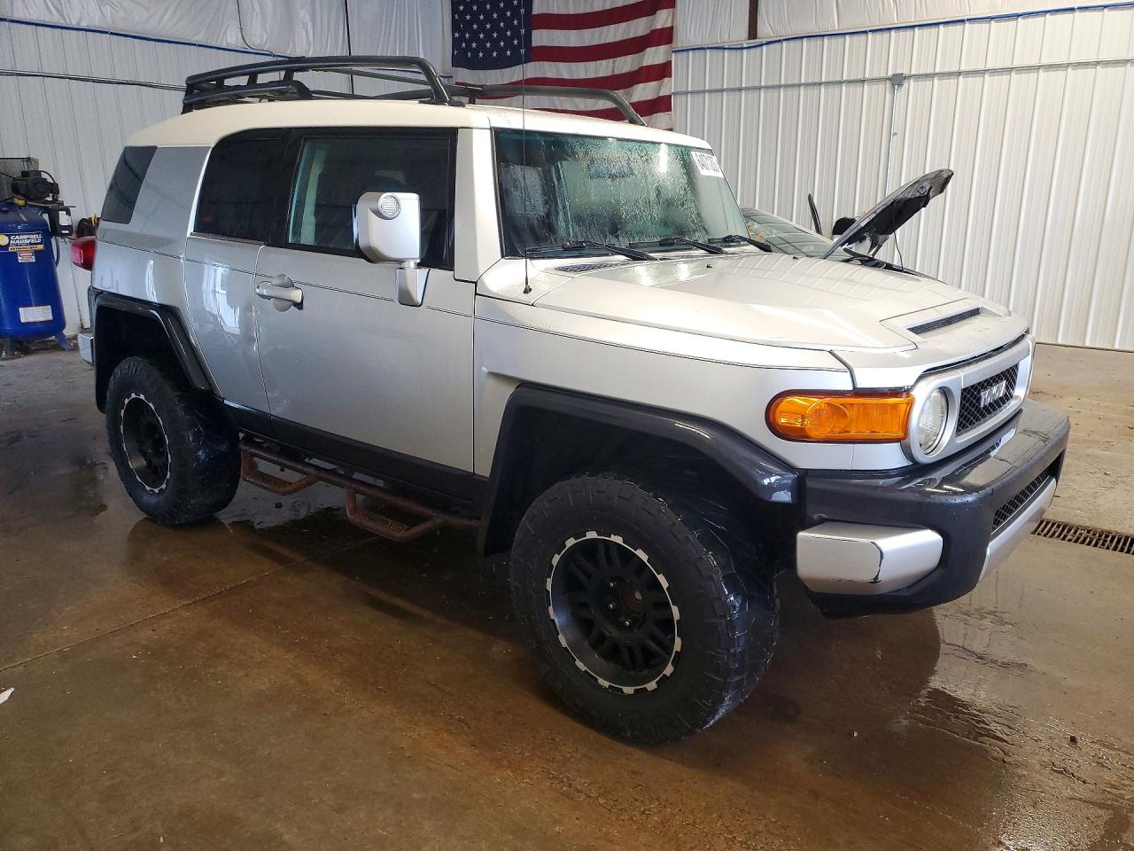 2007 Toyota Fj Cruiser Base Silver vin: JTEZU11F870003089