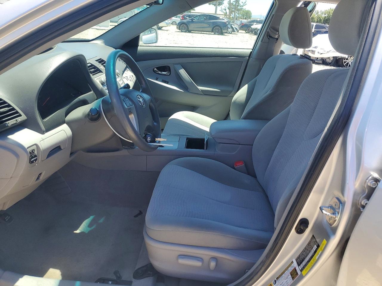 2010 Toyota Camry Le Серый vin: 4T1BF3EK5AU041930