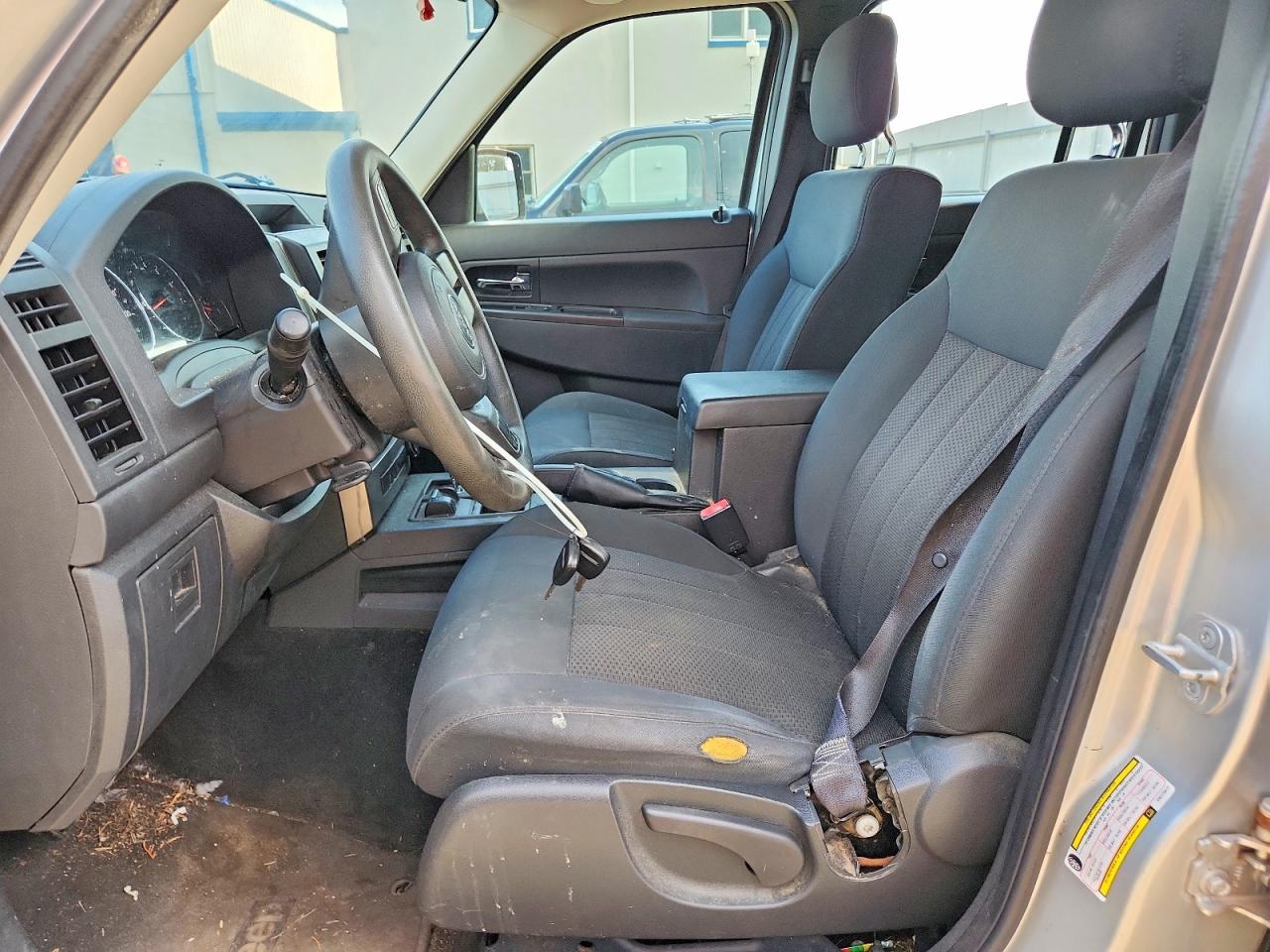 2012 Jeep Liberty Sport Silver vin: 1C4PJMAK1CW173417