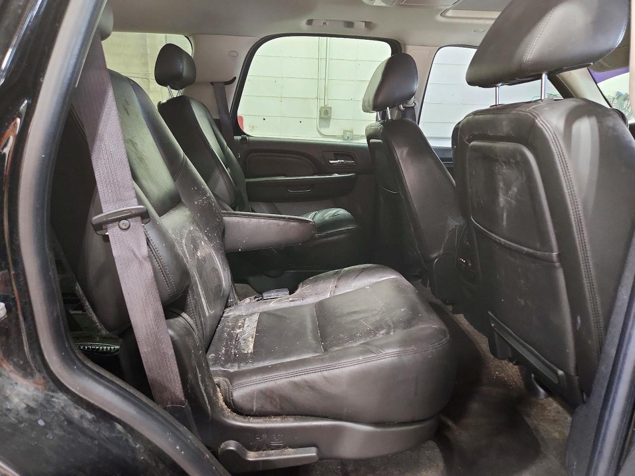 2010 Gmc Yukon Denali Black vin: 1GKUKEEFXAR208720