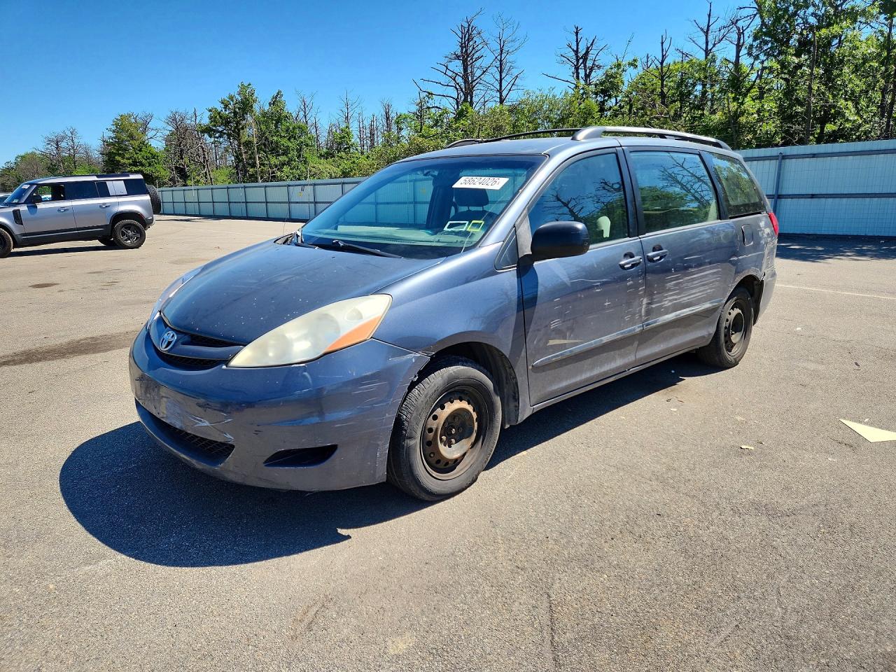 2009 Toyota Sienna Ce 7-passenger Blue vin: 5TDZK23C99S229273