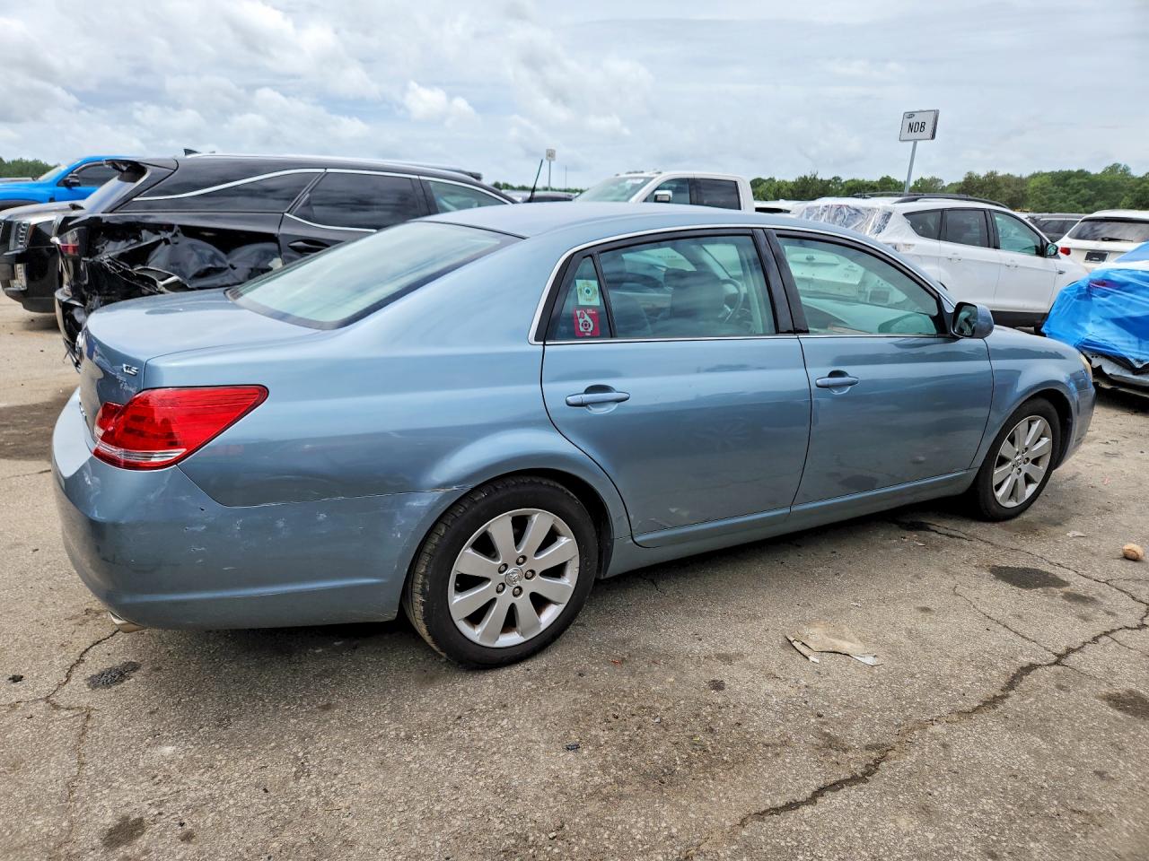 2006 Toyota Avalon Xls Blue vin: 4T1BK36B96U096446