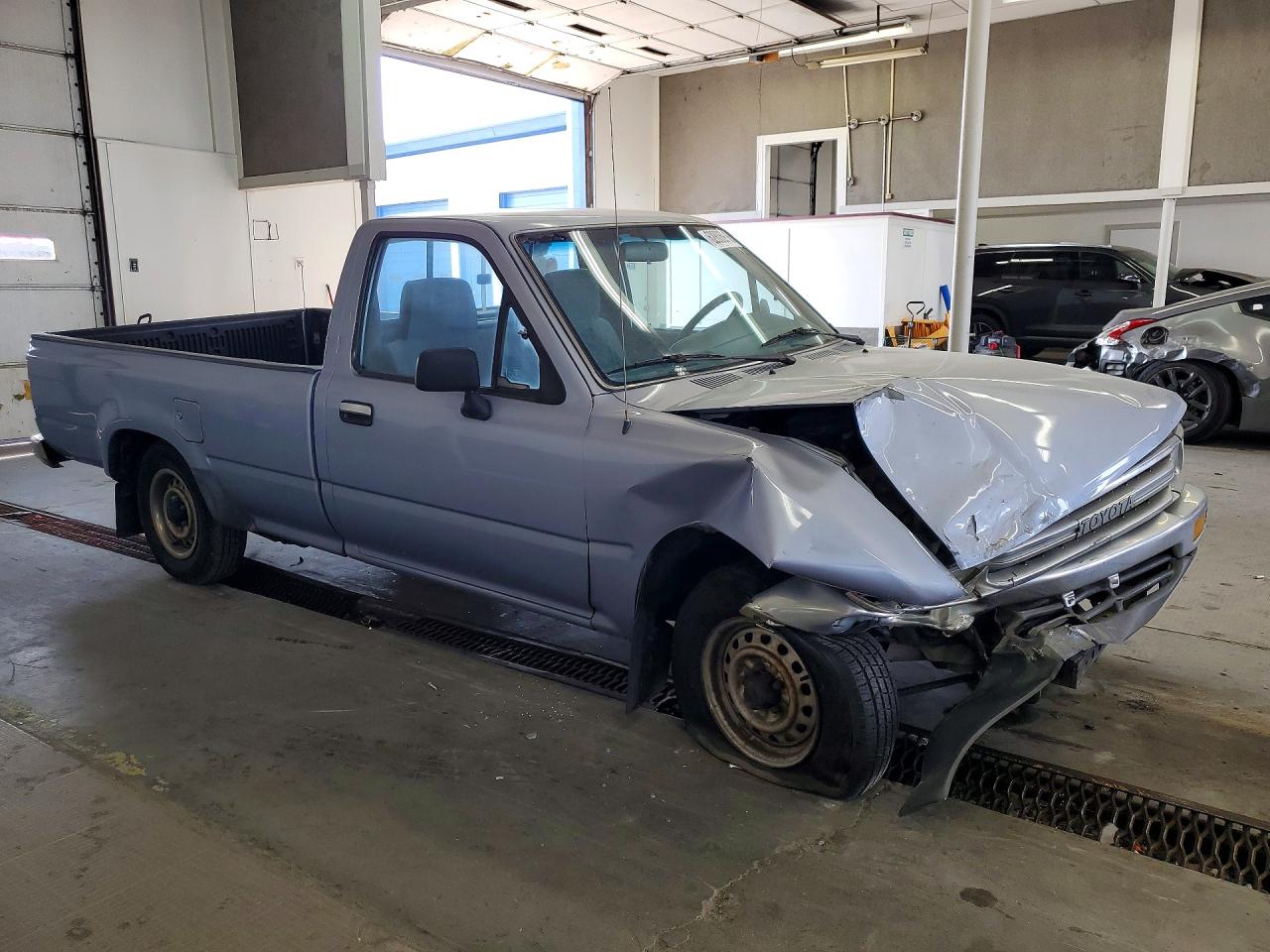 1991 Toyota Pickup Deluxe Blue vin: JT4RN82P9M5035114