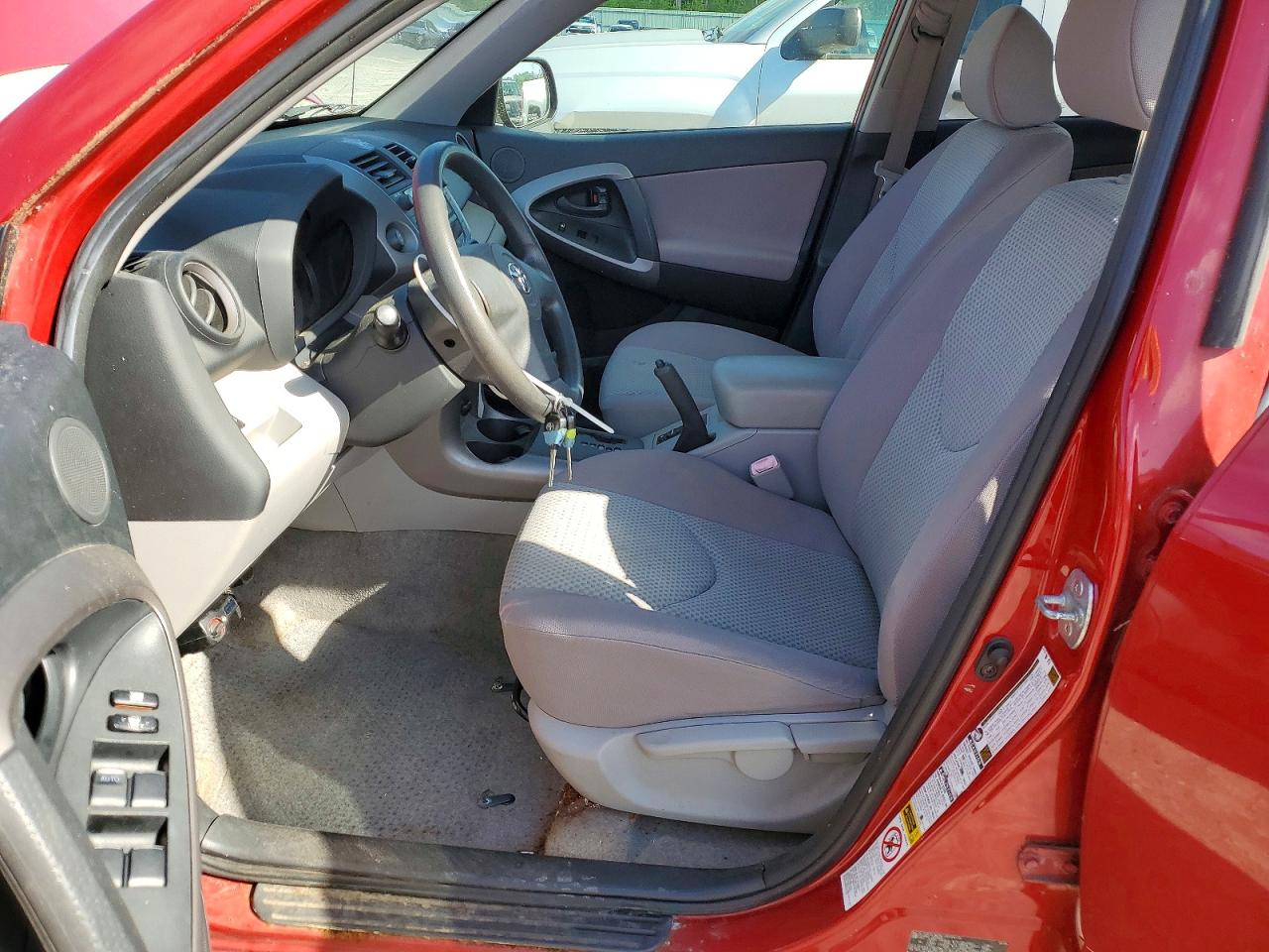2006 Toyota Rav4 Base Красный vin: JTMBK33V666005429