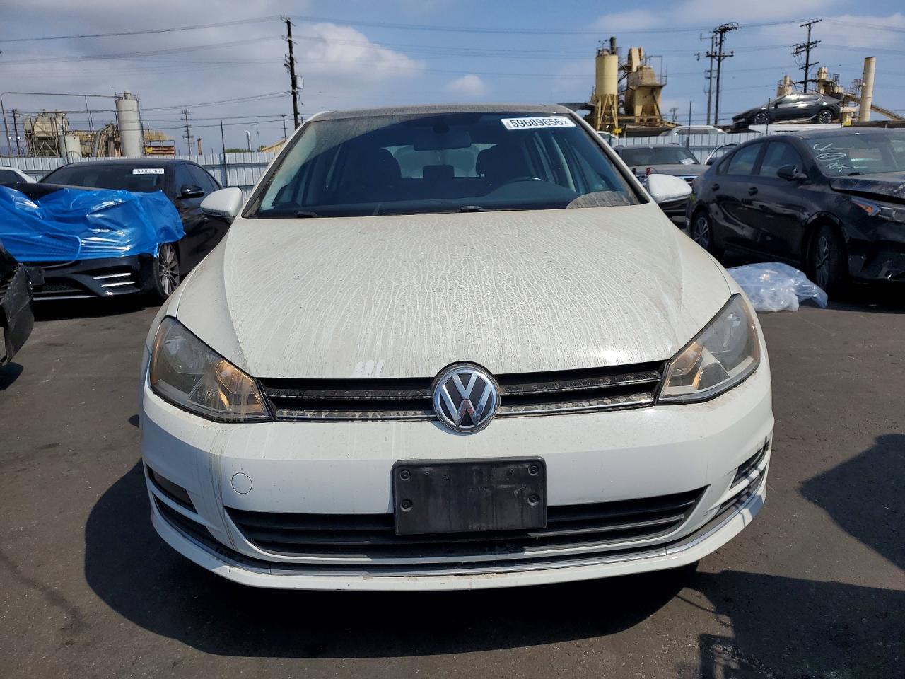 2015 Volkswagen Golf White vin: 3VW217AUXFM066137