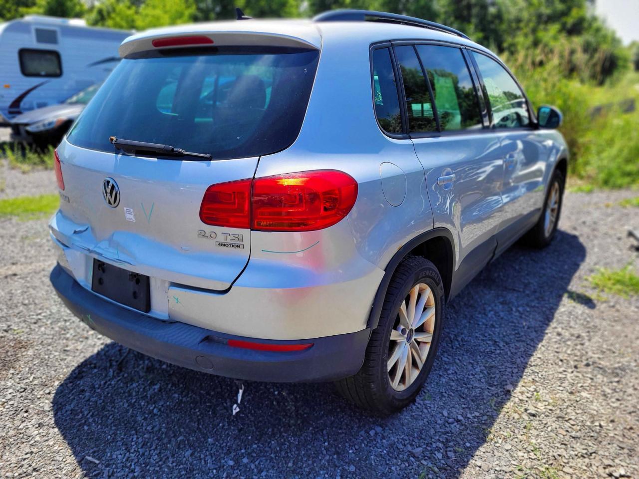 2013 Volkswagen Tiguan S Silver vin: WVGJV3AX8DW584293