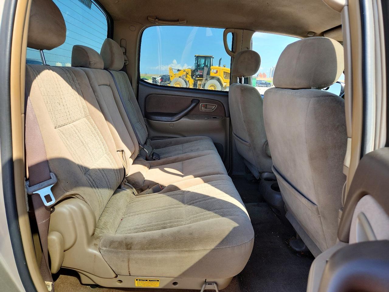 2004 Toyota Tundra Double Cab Sr5 Tan vin: 5TBET34114S447546