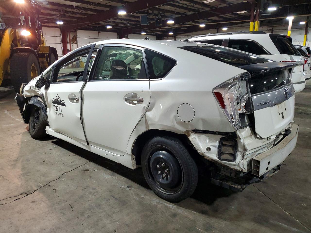 2013 Toyota Prius Plug-in Hybrid Base White vin: JTDKN3DP3D3047529